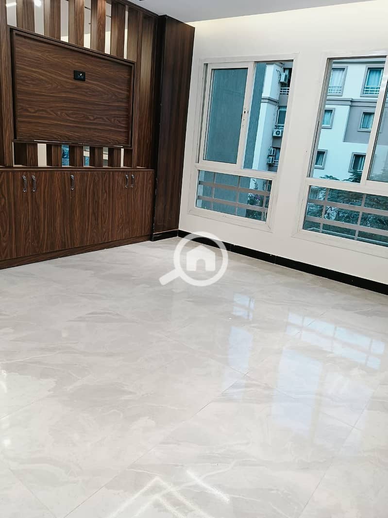 9 WhatsApp Image 2025-12-05 at 4.38. 29 PM. jpeg