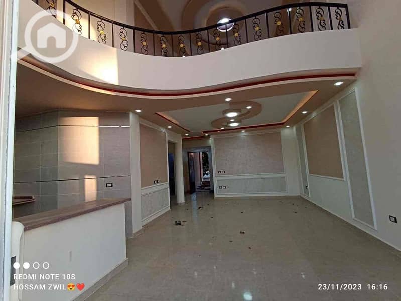 5 33f9c1ee-bc11-4732-83c3-5daa278b7124. jpg