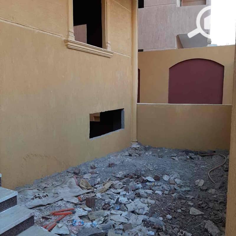 ebf00c35-d7cf-4f34-a7fa-ae2a09c9c18b. jpg ebf00c35-d7cf-4f34-a7fa-ae2a09c9c18b. jpg