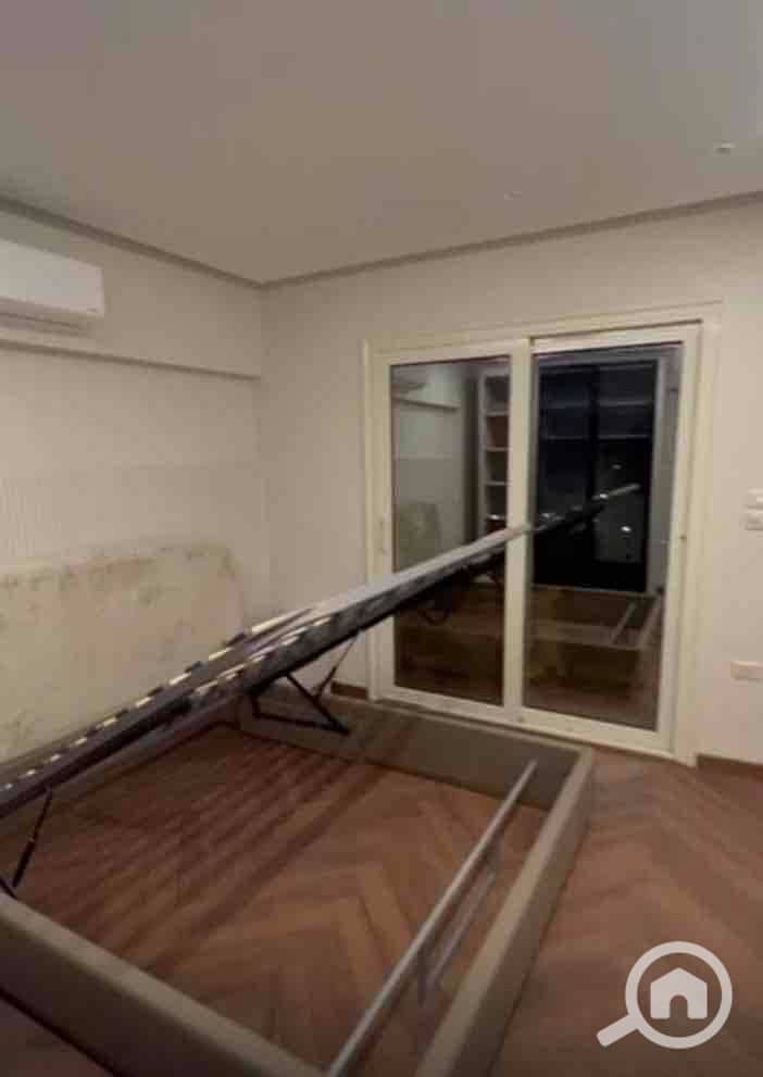 6 09997d71-da37-4c19-8b8b-ac4de1230290. jpg