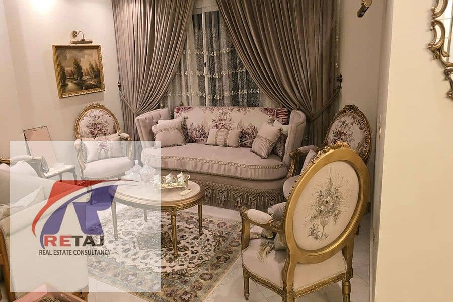 4 38439b27-ab09-4386-9381-e8ae3e954e45. jpg