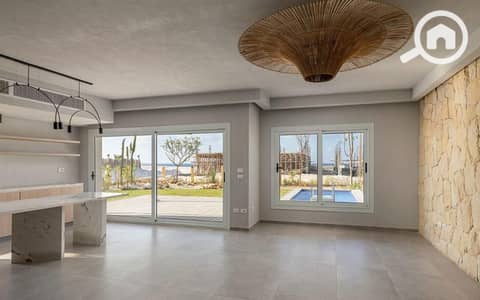 فیلا 5 غرف نوم للبيع في الساحل الشمالي، مطروح - photo_2025-02-19_20-52-43. jpg