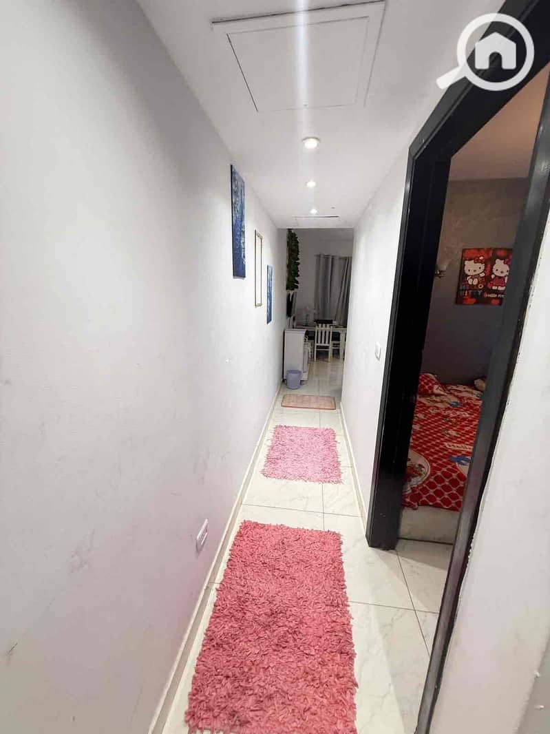 4 ae24e492-17b6-4395-8dbc-c4e0a8f0c6f5. jpg