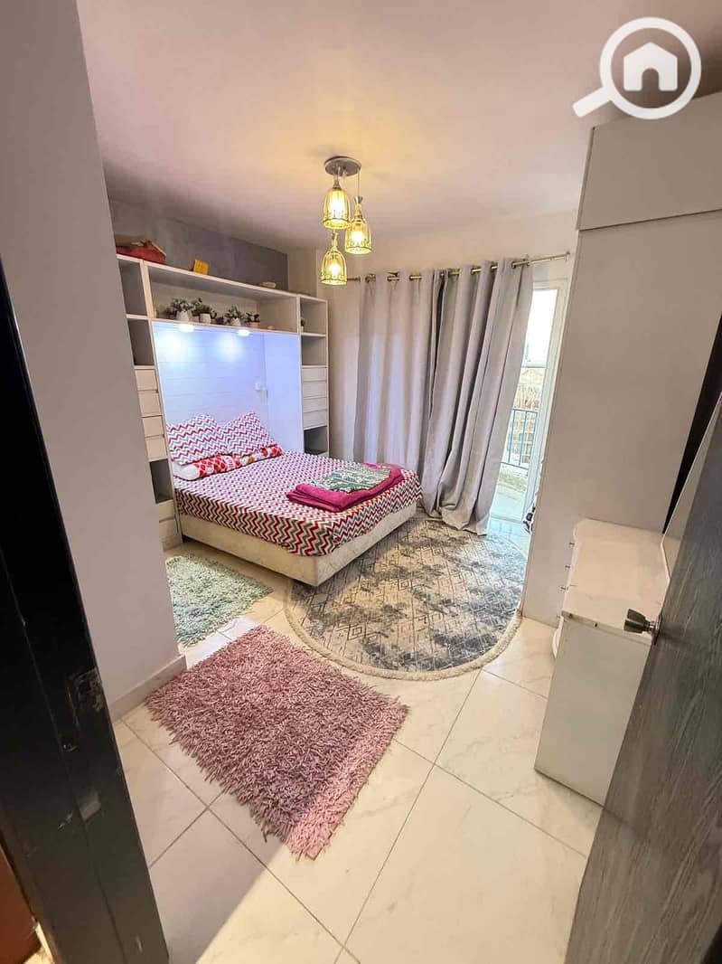 9 9b1fe585-1b54-42ee-a88c-1d36b7fcdd4b. jpg