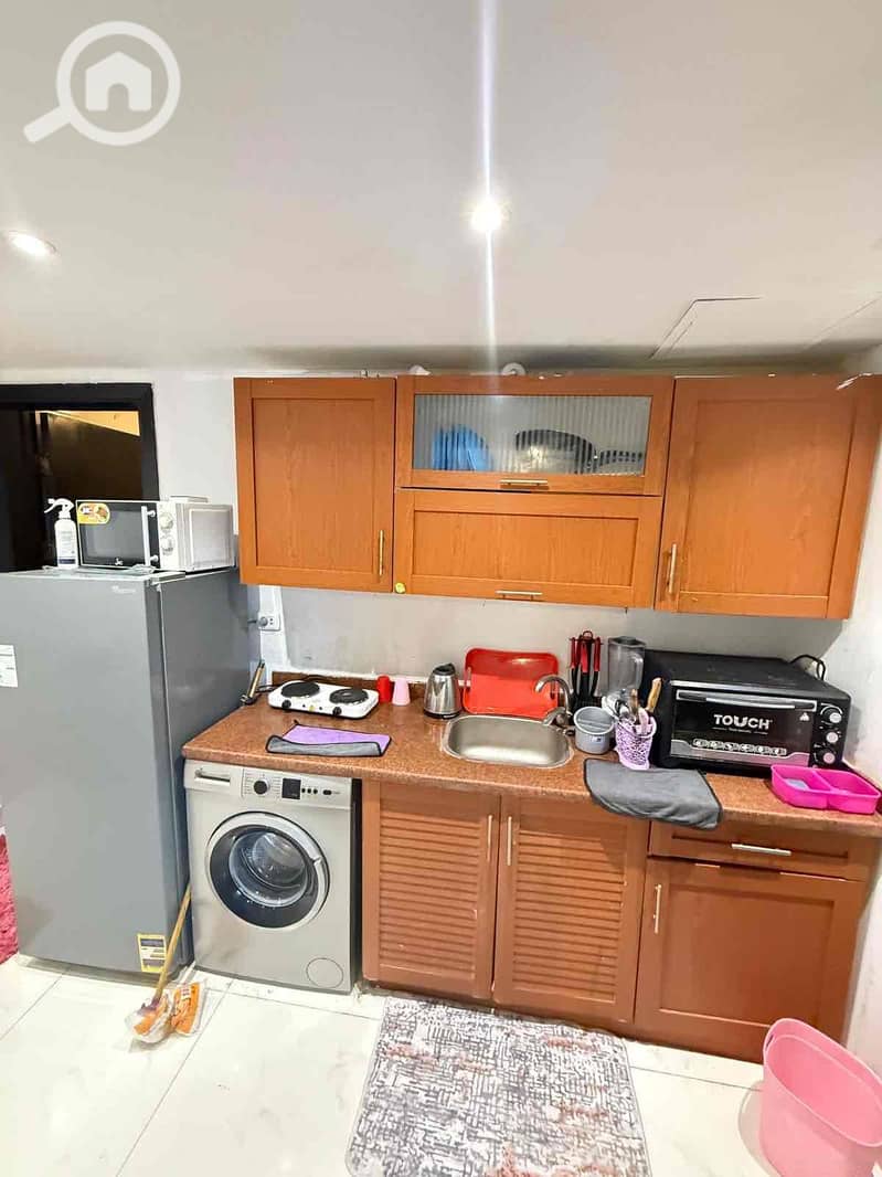 10 47689e97-e430-4b9a-801f-68246da5c66d. jpg