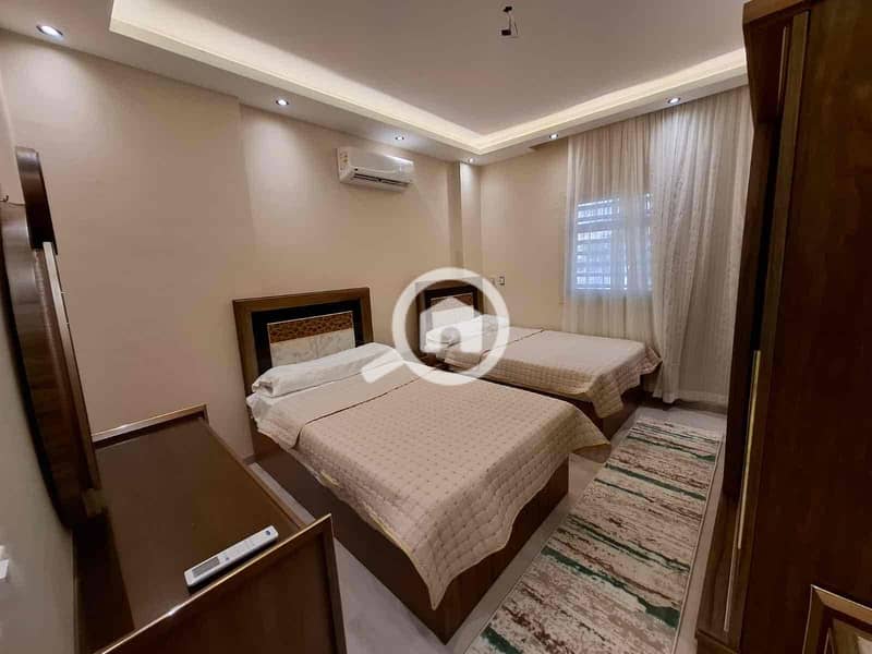 3 31ac4120-5a9c-4559-acad-c6680494a704. jpg