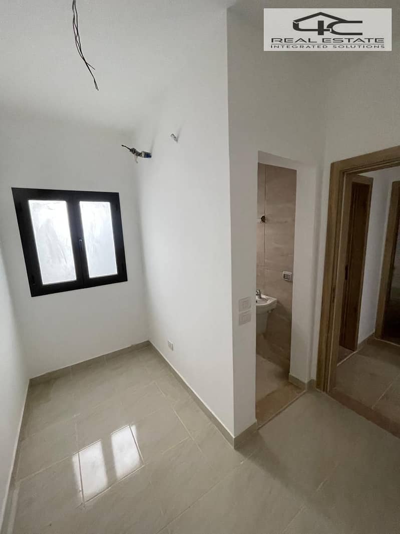 6 WhatsApp Image 2025-11-18 at 8.50. 16 PM (3). jpeg