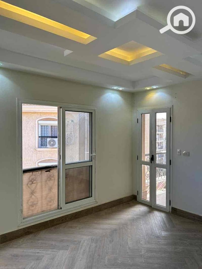 4 2e9d269d-ef55-40eb-be3a-1af67d855ce8. jpg