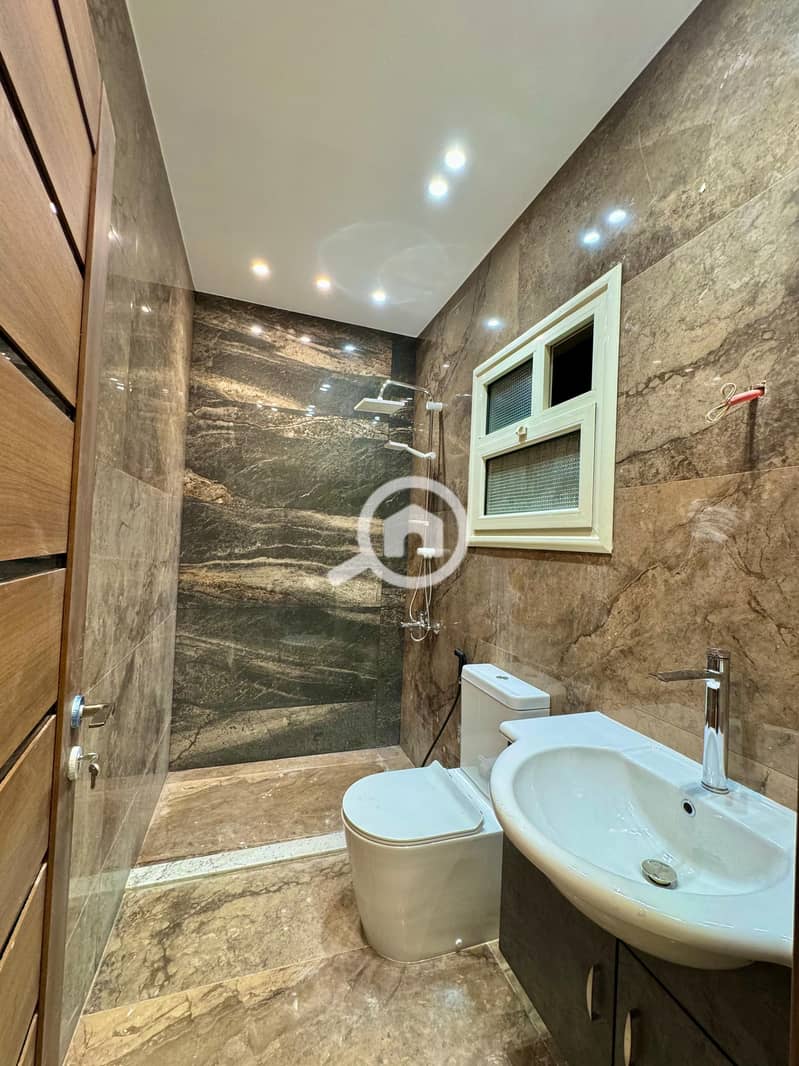 4 IMG-20251205-WA0135. jpg