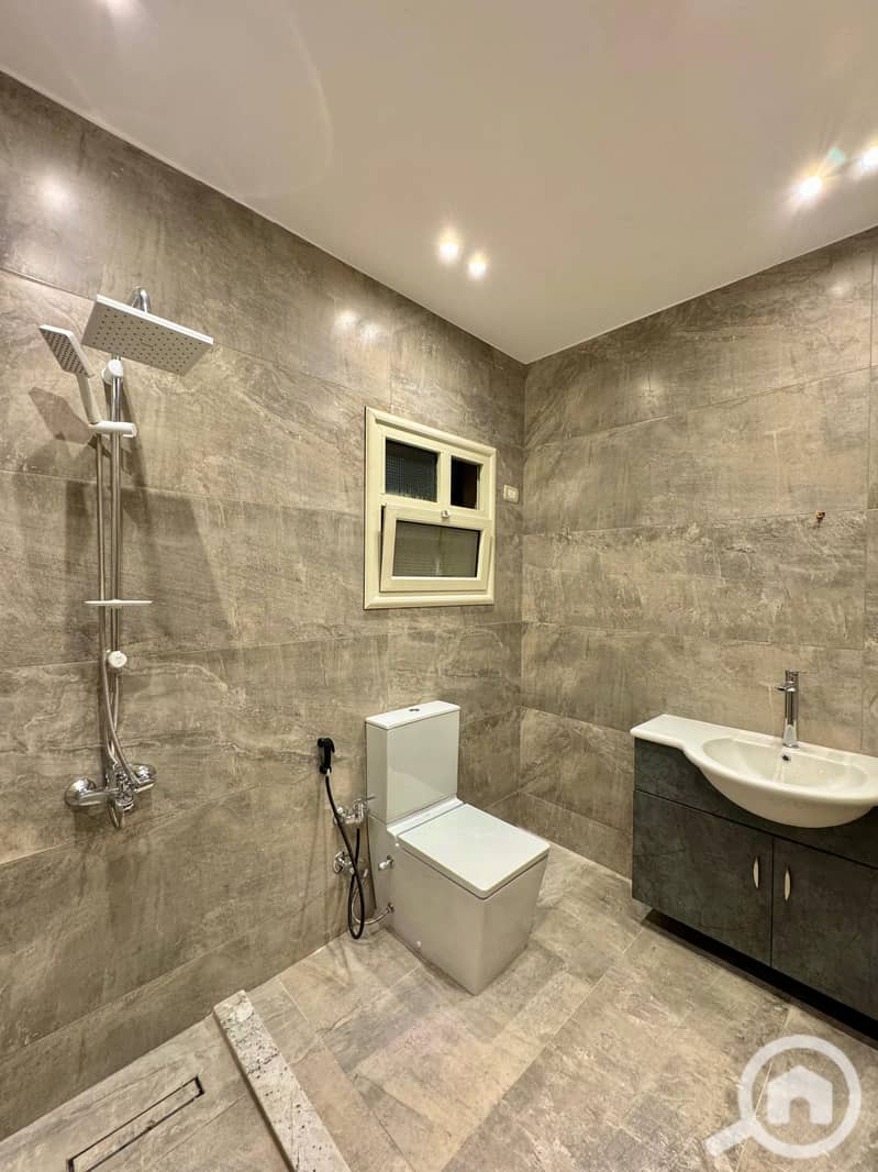 8 IMG-20251205-WA0137. jpg