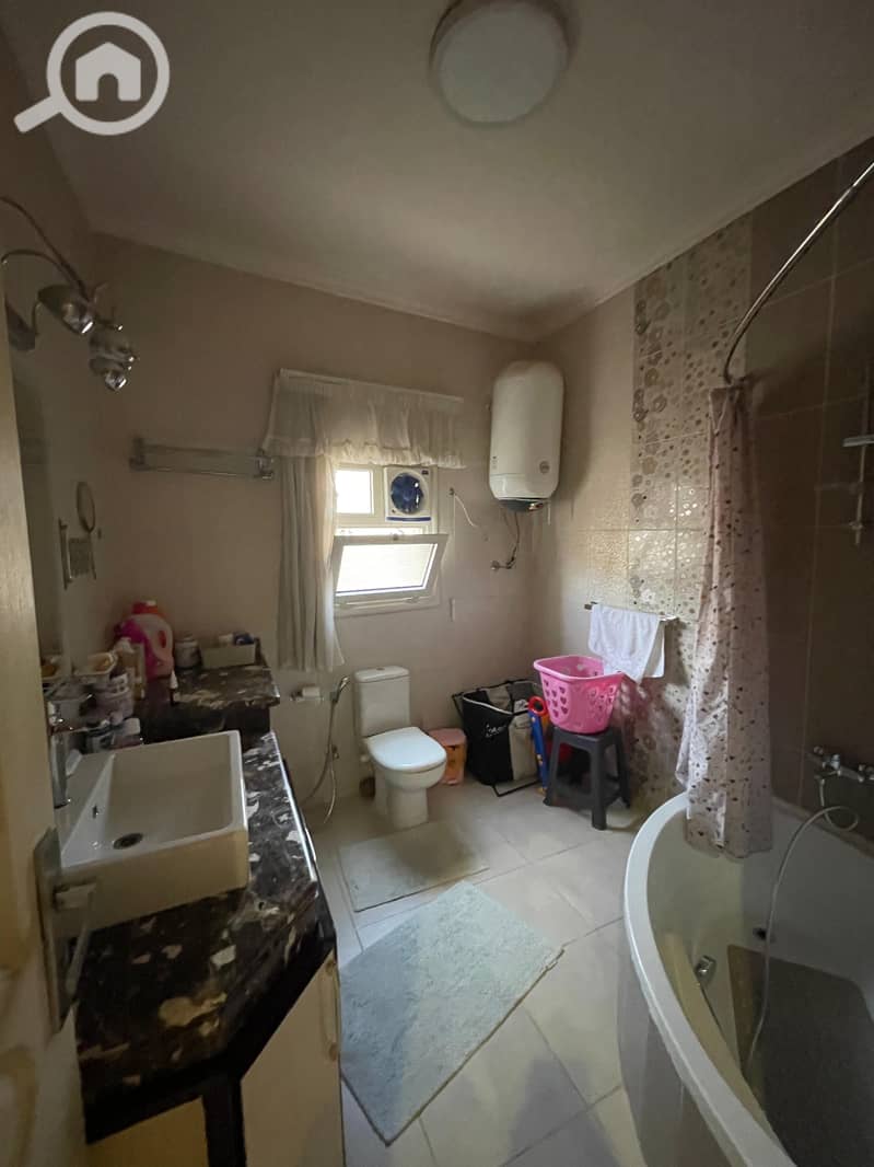 9 6a397a49-3f9e-46aa-8685-2b899e71fd69. jpeg