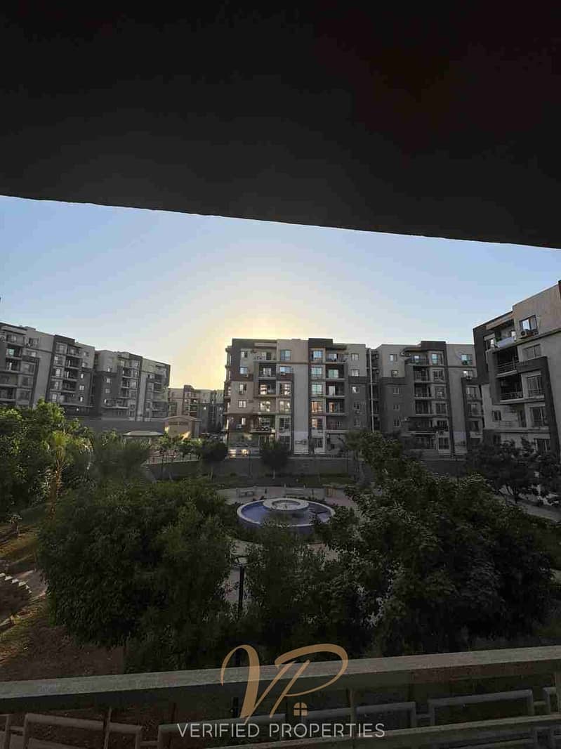 1000185145. jpg 1000185145. jpg