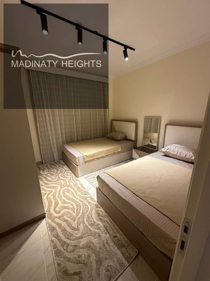 7 WhatsApp Image 2025-12-05 at 16.48. 45_405bc08e. jpg