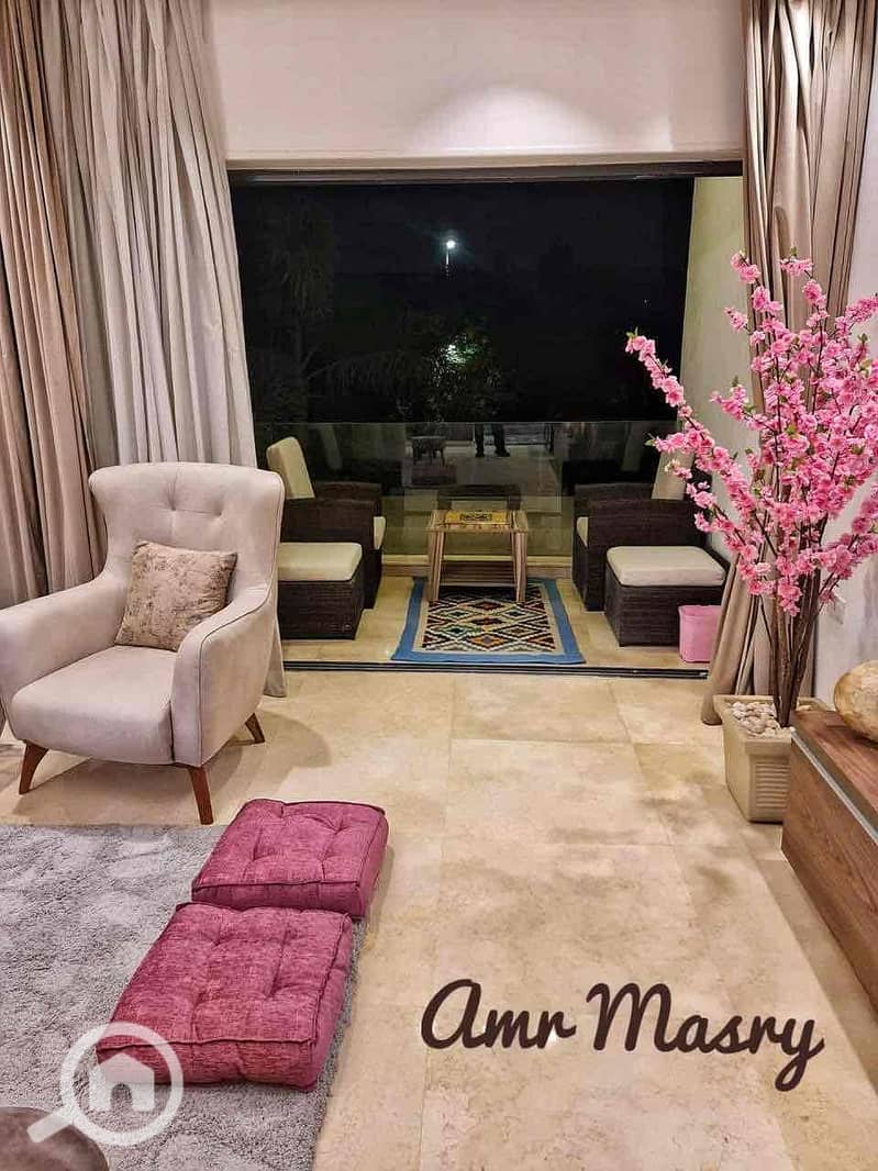 3 dfb53dd8-94fe-42c1-80da-8b373bebd72c. jpg