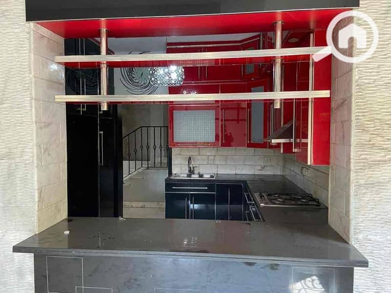 3 abbcb53c-0b84-4a92-9056-edae711e1822. jpg