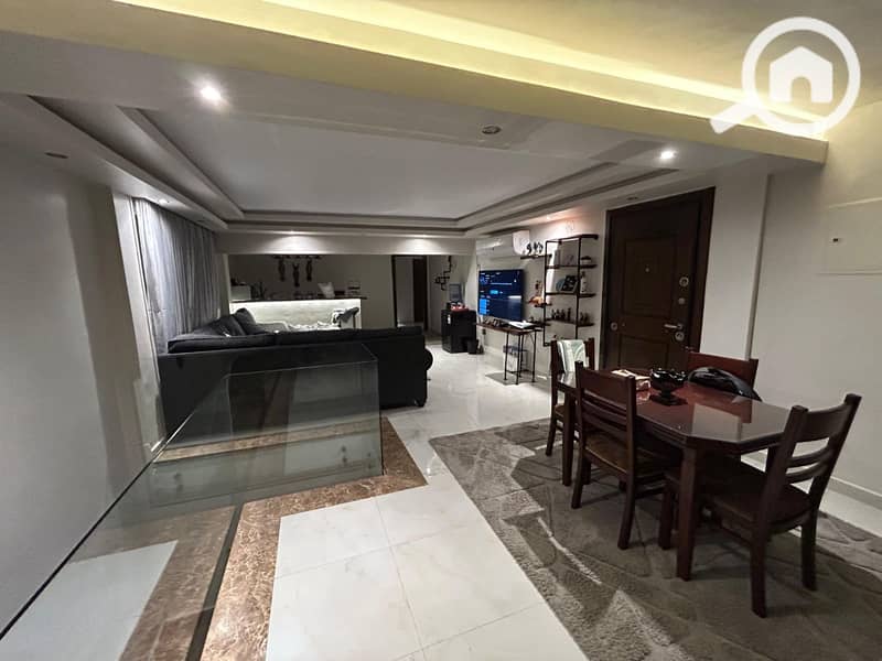 3 c7e1b5e3-504a-4edd-b31c-870d82ddd912. jpeg