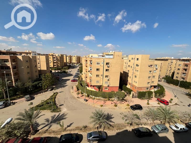 9 b4aaa89b-b0e5-4040-b9ab-c2d550fa9bd3. jpeg