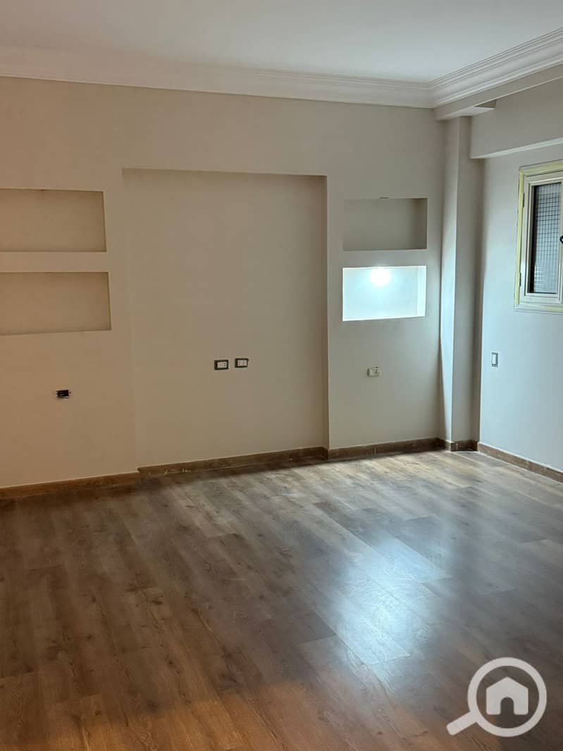 12 WhatsApp Image 2025-12-04 at 4.47. 22 PM (2). jpeg