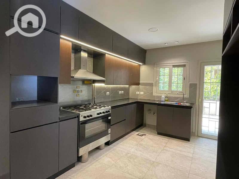 5 74d2fd1e-948c-4913-8f55-7064f673ff14. jpg