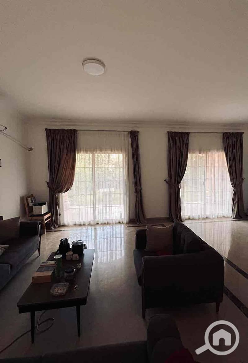 5 91afbb99-8278-4ae1-9c98-5b198fb7141a. jpg