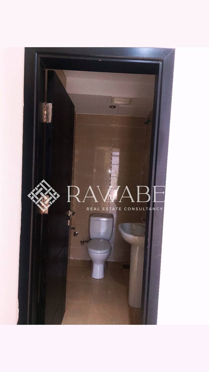 6 C4E3FF6C-911D-4ED2-AA74-61AEE6E28452. jpeg