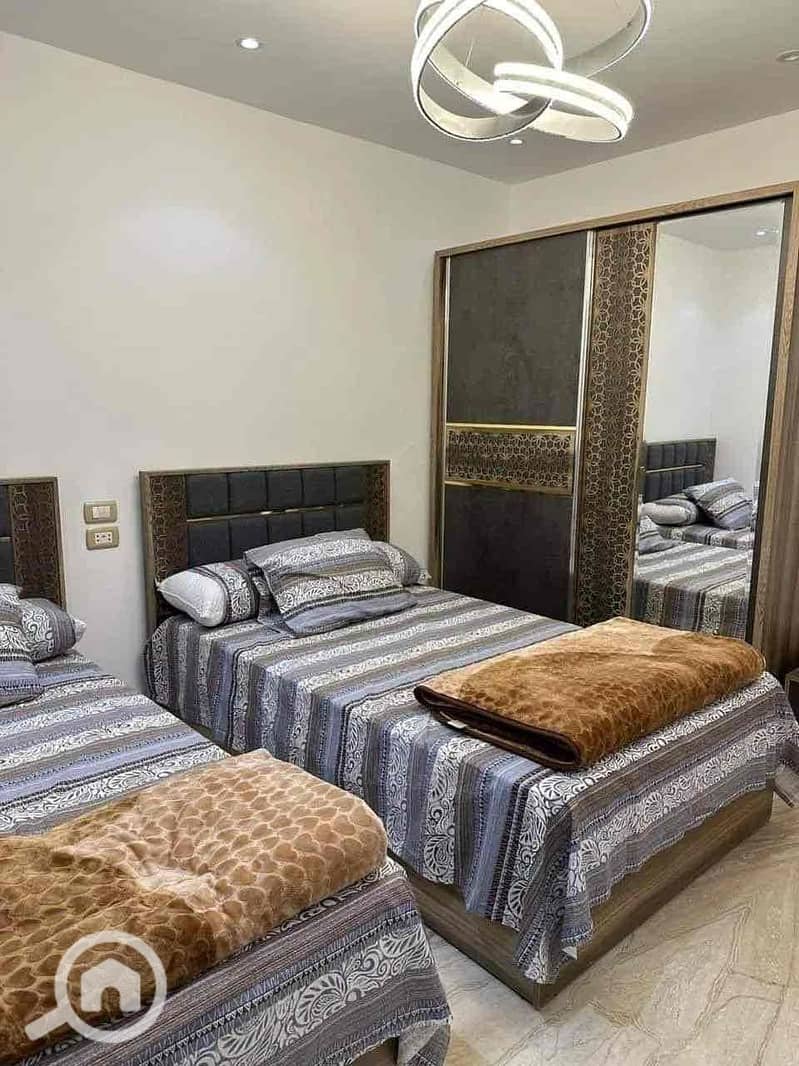 4 dc45e317-41d7-446f-8fba-fed6c3d82b87. jpg