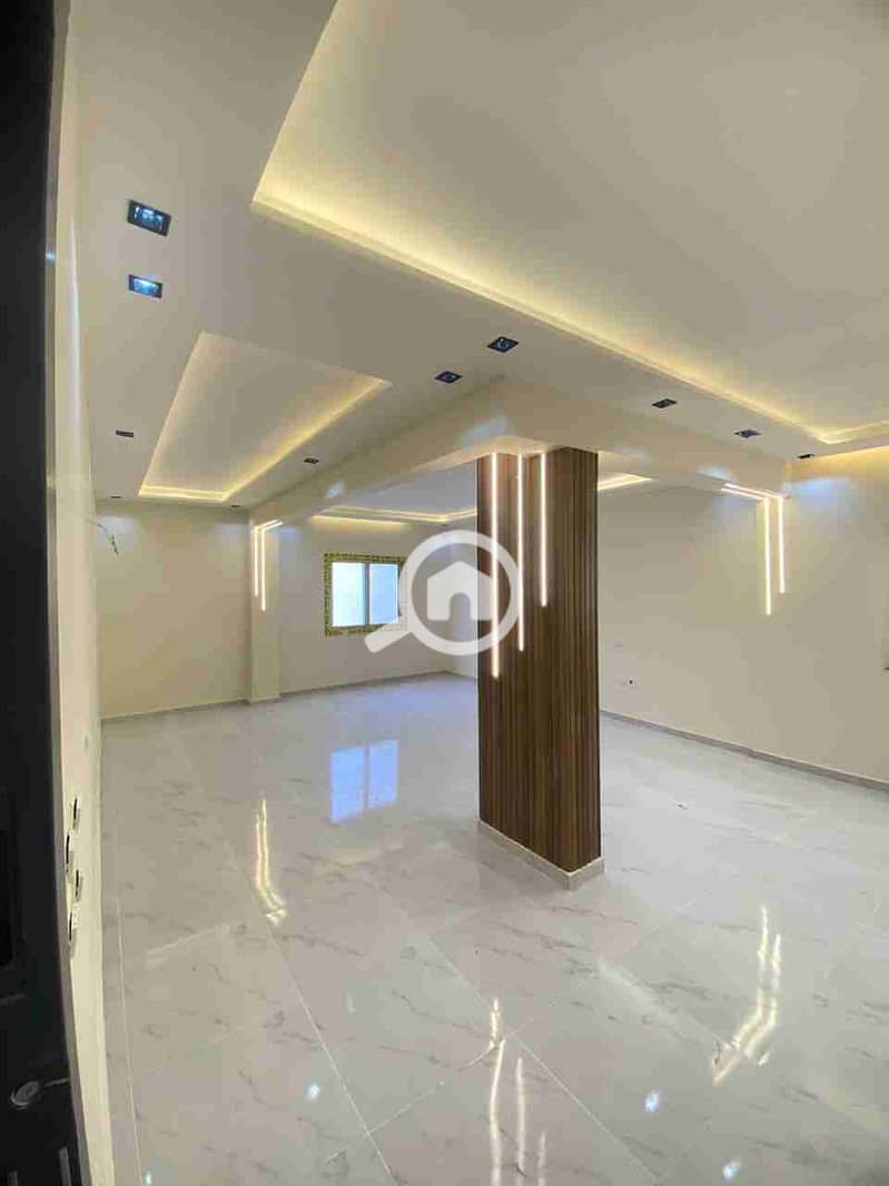 1000481458. jpg 1000481458. jpg