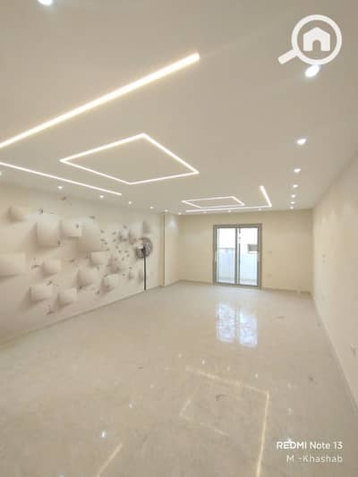 3 Bedroom Apartment for Sale in Maryotaya, Giza - شقة للبيع 170 م جانبي من المريوطيه فيصل الرئيسي