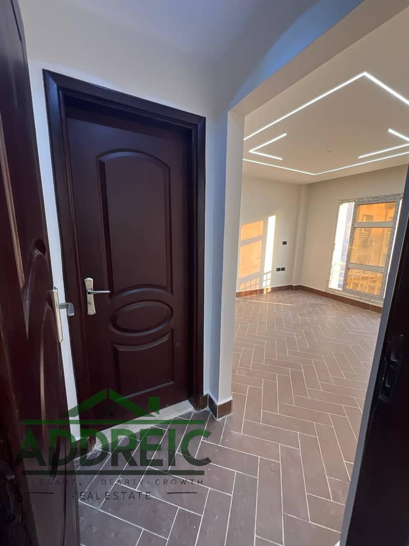 24 WhatsApp Image 2025-12-04 at 3.25. 29 PM. jpeg