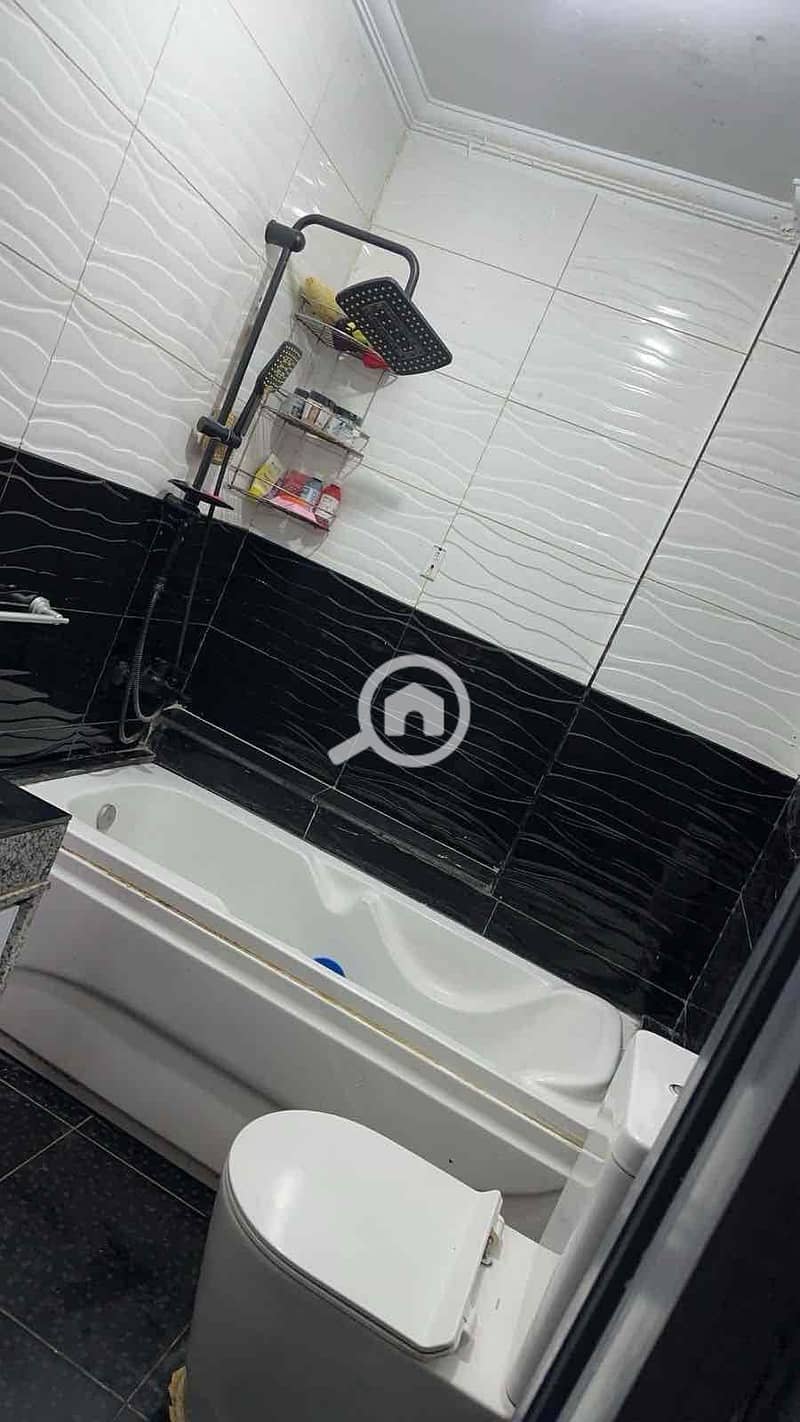 11 cee45784-7df8-4976-b54e-e696550b2ad2. jpg