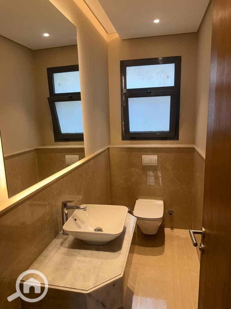 8 WhatsApp Image 2025-11-20 at 1.51. 13 PM (1). jpeg