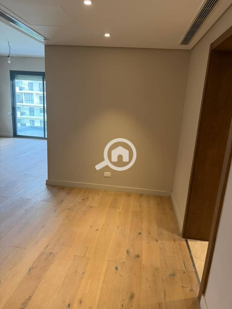 10 WhatsApp Image 2025-11-20 at 1.51. 10 PM (1). jpeg