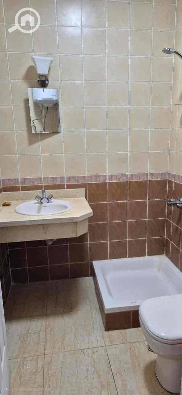 13 b83e770c-36c0-445f-95e1-2e2438c02f2a. jpg