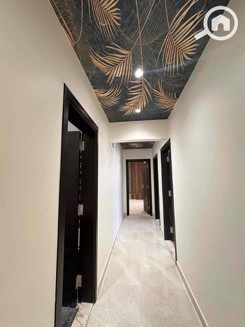 5 1766f292-ac35-43d2-94d8-4d954058f6f2. jpg