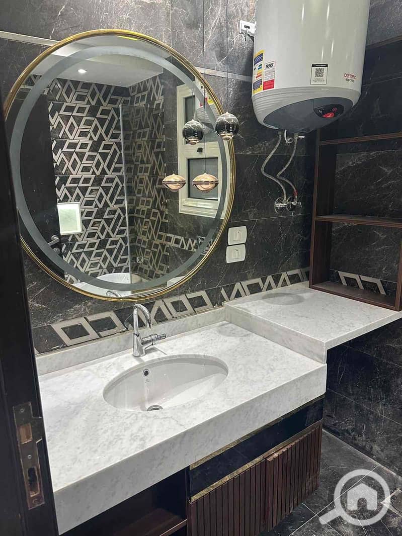 8 3e604981-cbca-4d23-bd2d-bb3a749f0f6c. jpg