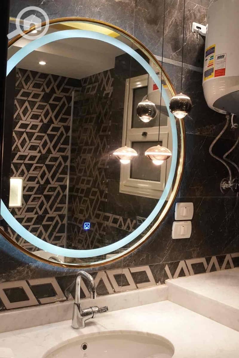 16 08468780-08c6-4c0d-8a81-e9f4084b976f. jpg