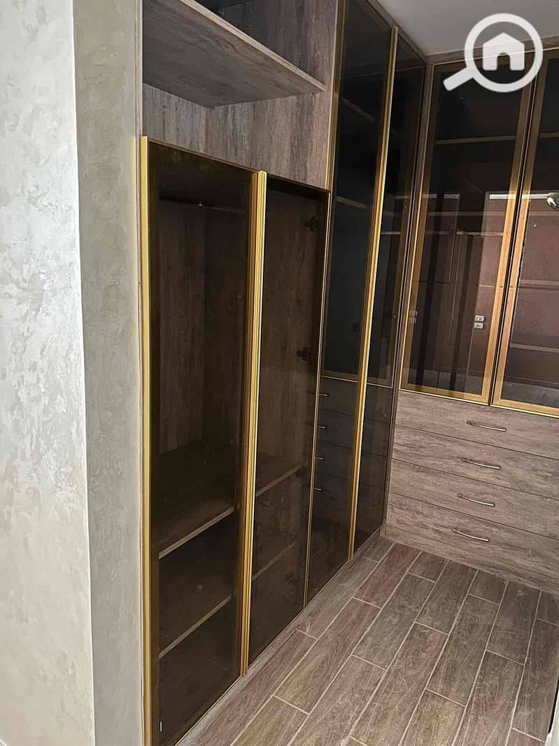 20 71da6ed3-d255-4c6d-9129-06fc493f6946. jpg