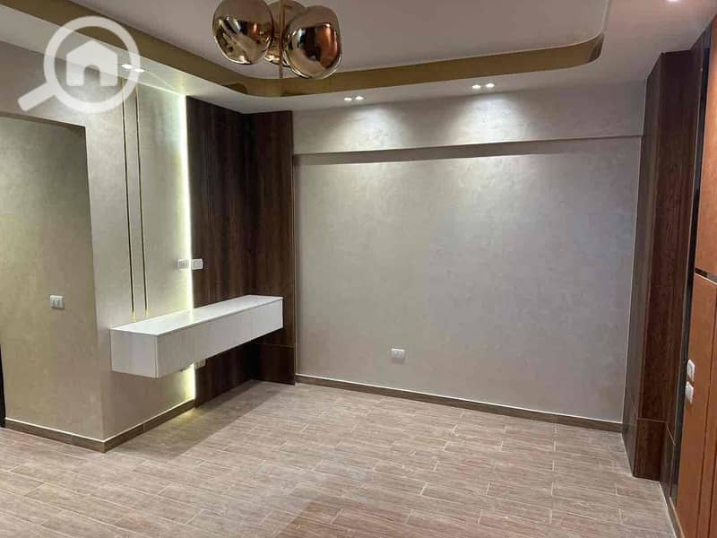 21 1d01bb9c-c32d-49dd-ae20-44265b97f0f8. jpg