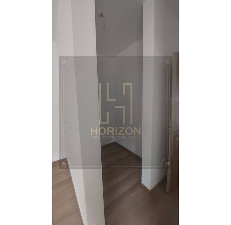 6 WhatsApp Image 2025-12-05 at 7.58. 00 PM (2). jpg