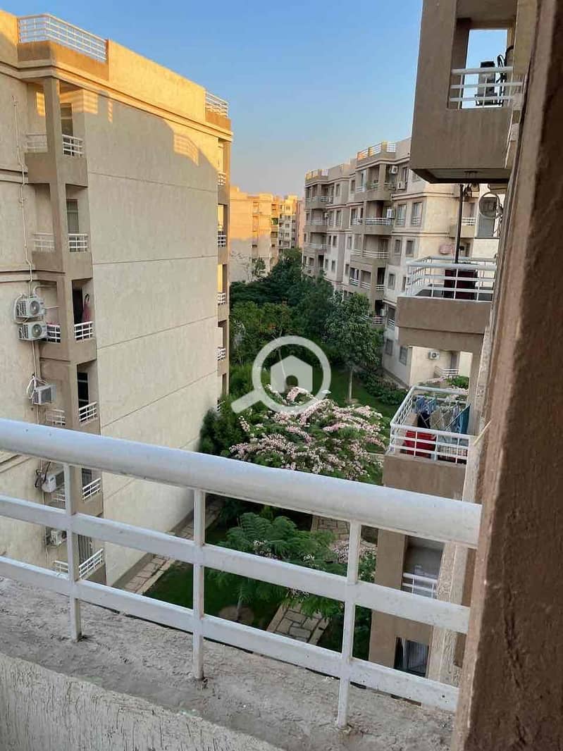 6 1e64b7c8-8d27-4b7b-91b1-4881c56d3620. jpg