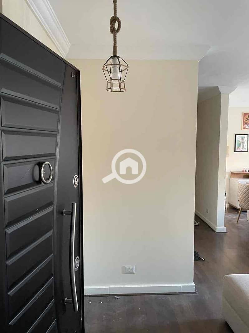 11 d4b167a3-93d8-4f40-83eb-665067073b17. jpg