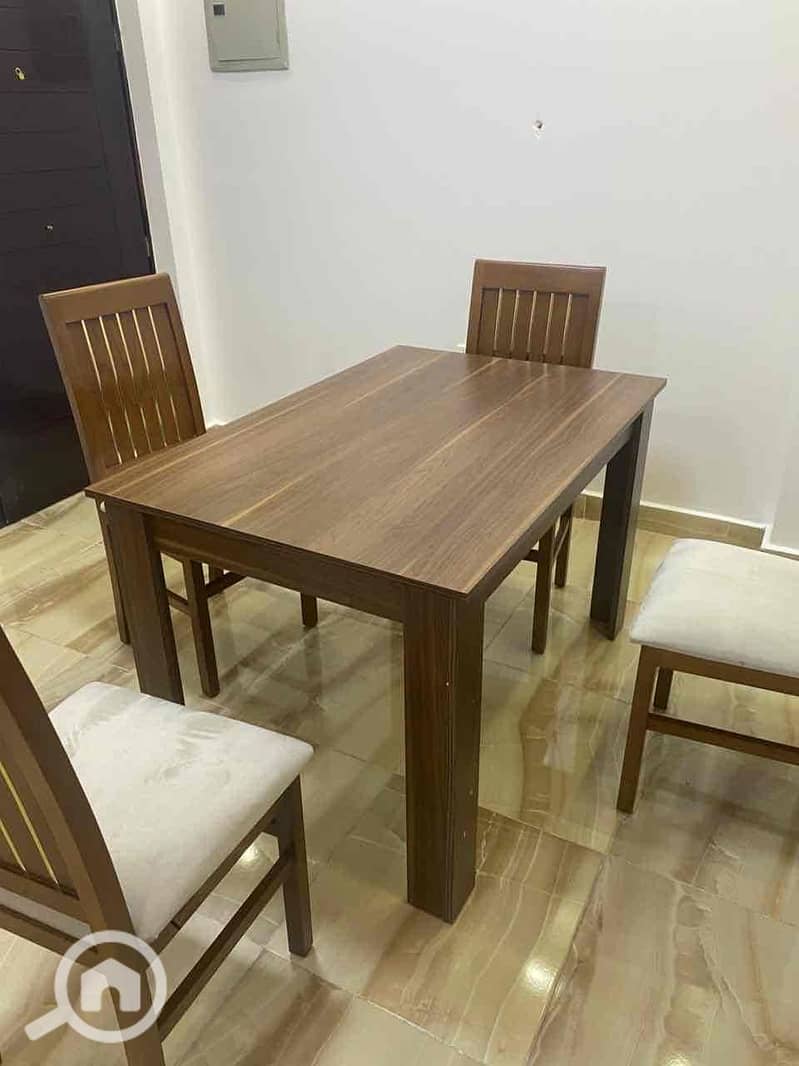 4 6fc43570-889b-494b-ab12-e7356adae1ba. jpg