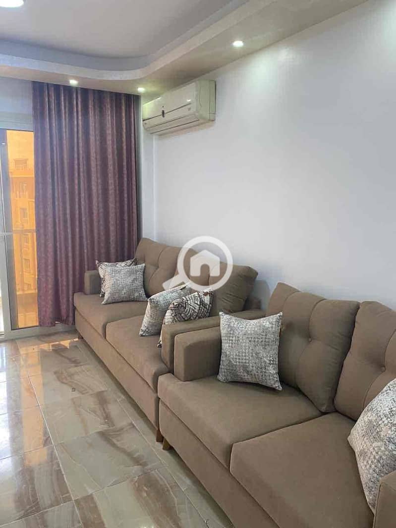 11 0f63a19b-31cd-48b9-9fd1-f8b1dde2b232. jpg