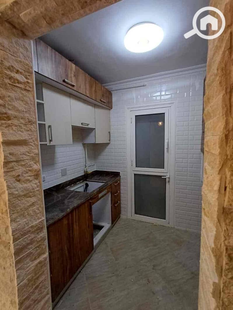 2 7c513620-ea9c-4173-9e14-9889caf58c23. jpg