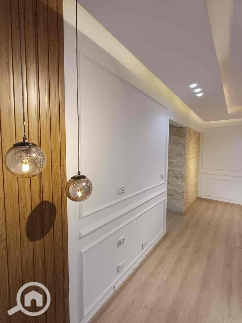 4 1cd504ac-397a-4d70-afeb-77ffb3246707. jpg