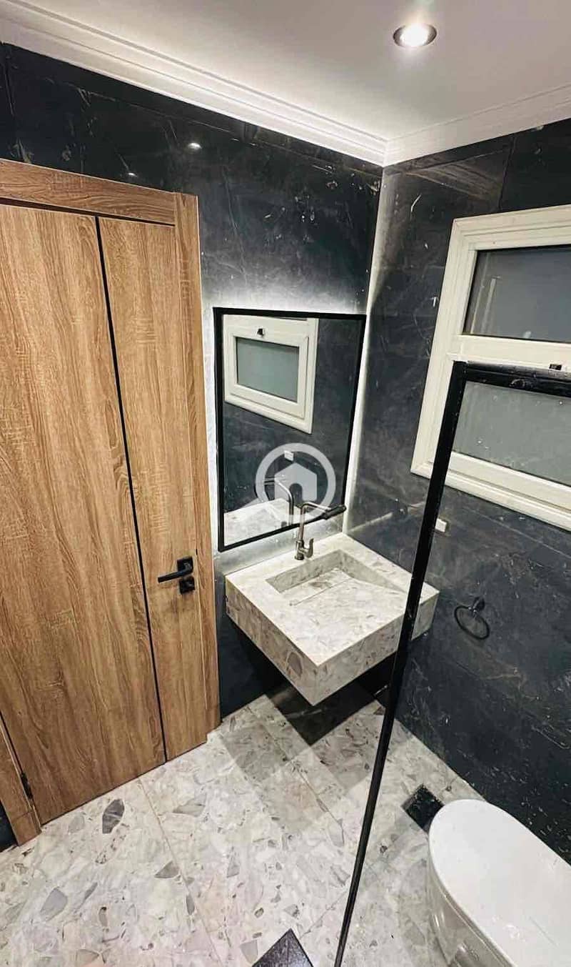 6 5320966c-08d9-4d26-9c2c-2f91b3385484. jpg