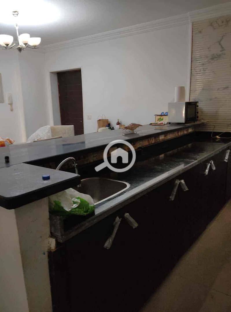 4 d93a4292-9432-4e0d-abc5-cbc1dc18eabf. jpg