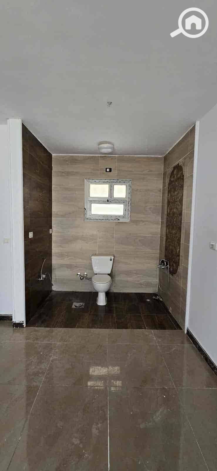 5 c1f020e6-0346-4891-8292-e44d7188a290. jpg