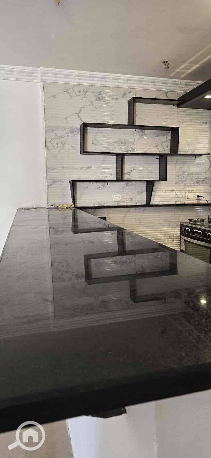 12 24926663-16f4-4cdc-8a0d-7e04bfeeec82. jpg