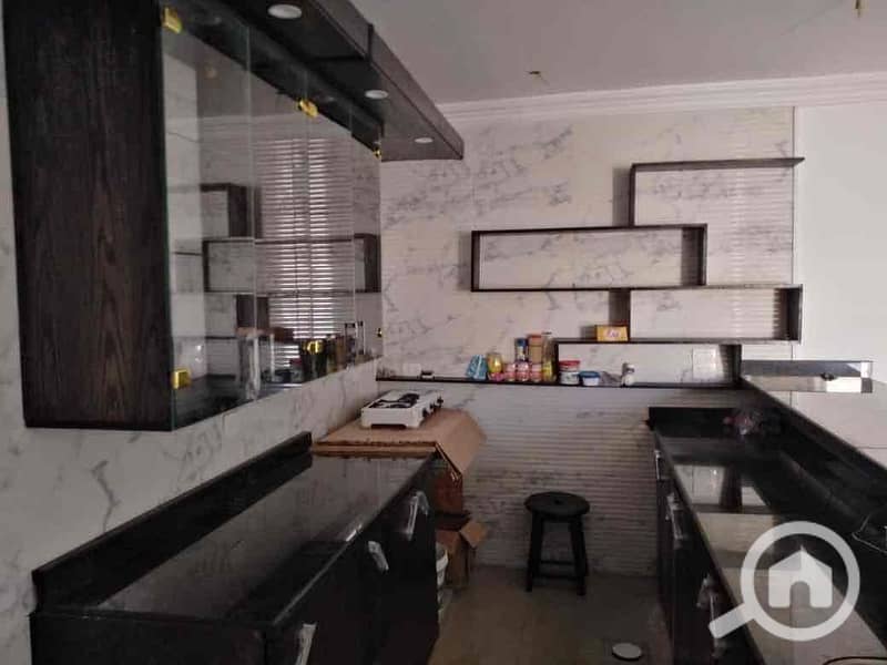 18 49ba6d52-c6bc-4b90-b195-ce5b506e7ca3. jpg